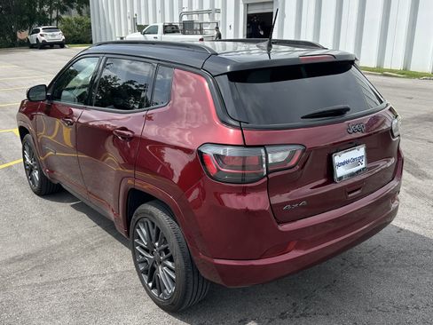 Used 2022 Jeep Compass High Altitude AWD/4WD image 8