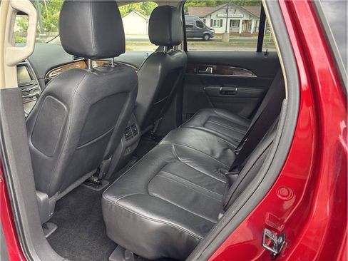 Used 2013 Lincoln MKX FWD image 12