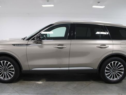 Used 2021 Lincoln Aviator Reserve w/ Equipment Group 201A AWD/4WD image 6