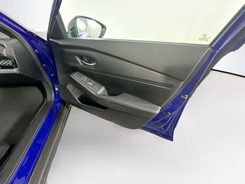 Used 2023 Honda Accord Sport image 31