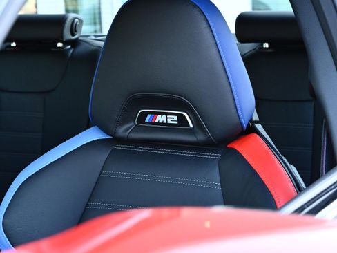 Used 2024 BMW M2 w/ Lighting Package image 32
