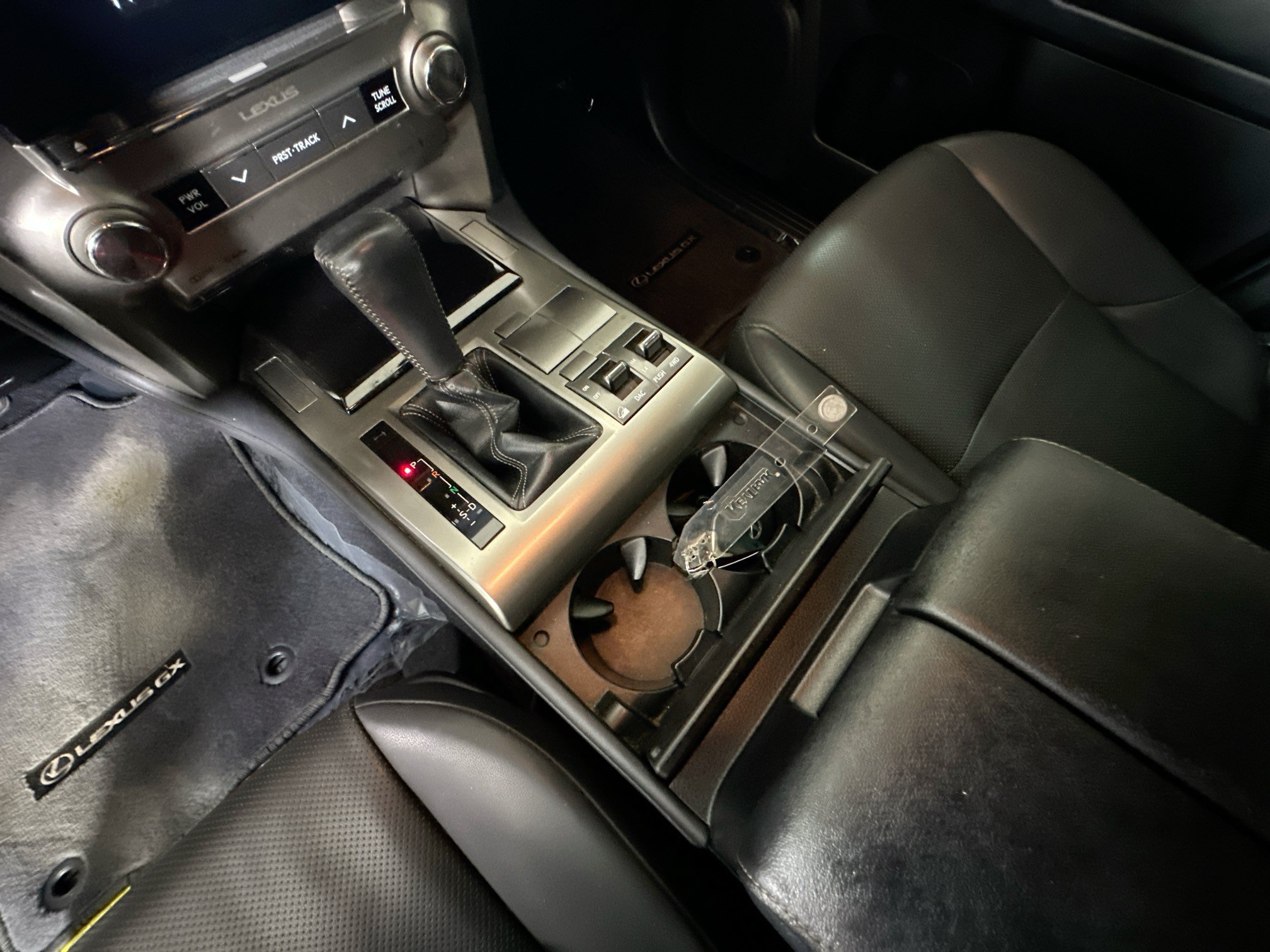Used 2016 Lexus GX 460 w/ Navigation Package AWD/4WD image 22