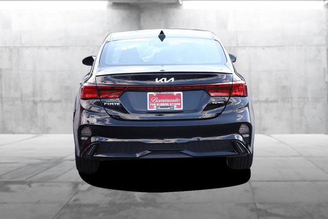 Used 2023 Kia Forte GT-Line w/ GT-Line Technology Package FWD image 6