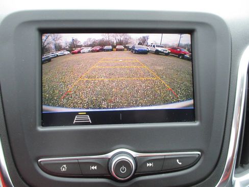 Used 2020 Chevrolet Equinox LT w/ Driver Convenience Package FWD image 10