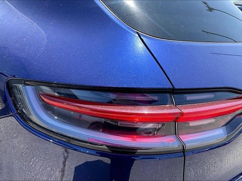 Used 2023 Porsche Macan Turbo AWD/4WD image 40