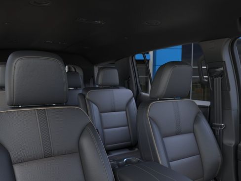 New 2026 Chevrolet Traverse High Country FWD image 24