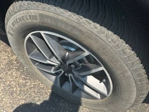 Used 2019 Jeep Grand Cherokee Limited AWD/4WD image 7