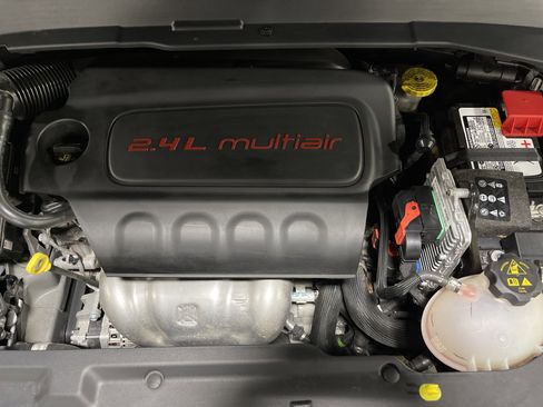 Used 2022 Jeep Compass Limited image 15