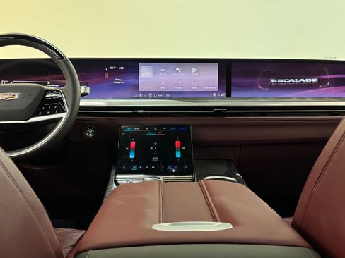 New 2026 Cadillac Escalade Sport w/ Touring Package image 18