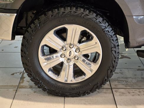 Used 2020 Ford F150 XLT w/ Equipment Group 302A Luxury image 10