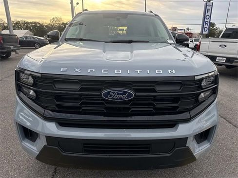 New 2026 Ford Expedition Max Active image 2