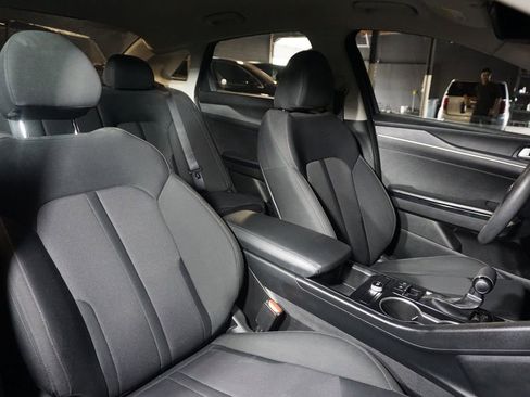 Used 2021 Kia K5 LXS image 18