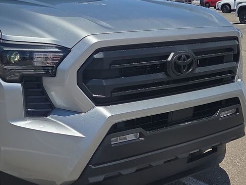 New 2026 Toyota Tacoma SR5 RWD image 7