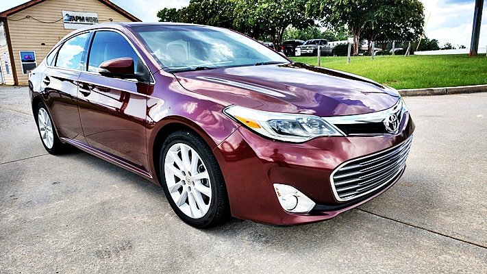 Used 2013 Toyota Avalon Limited FWD image 11