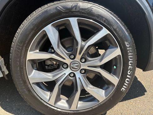 Used 2023 Acura MDX SH-AWD w/ Technology Package image 9