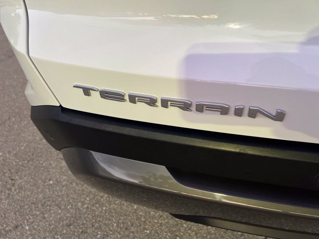 Used 2026 GMC Terrain Elevation FWD image 10