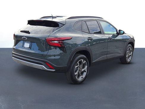 New 2026 Chevrolet Trax LT w/ LT Convenience Package image 5