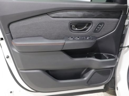 Used 2026 Honda Passport TrailSport image 12