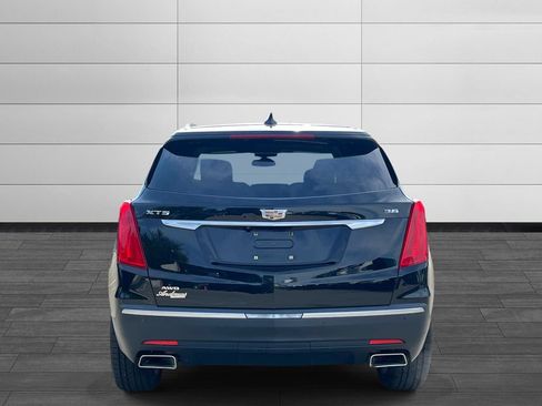 Used 2017 Cadillac XT5 Premium Luxury AWD/4WD image 4