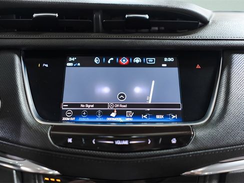 Used 2019 Cadillac XT5 Luxury image 17