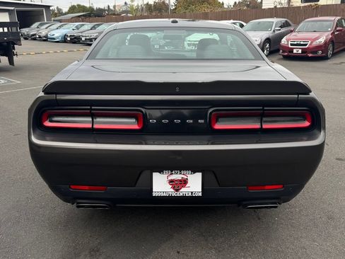 Used 2020 Dodge Challenger R/T RWD image 6