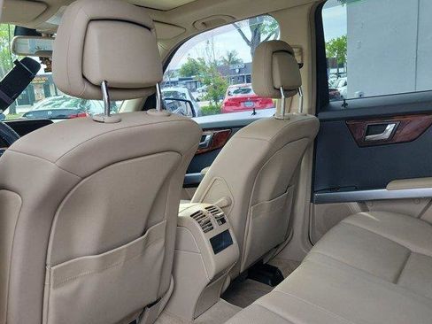 Used 2010 Mercedes-Benz GLK 350 4MATIC image 12