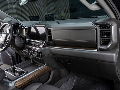 Used 2025 Chevrolet Silverado 2500 LT w/ Trail Boss Package image 19