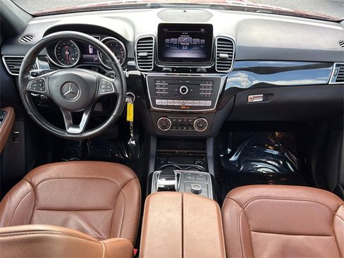 Used 2018 Mercedes-Benz GLE 350 4MATIC image 10