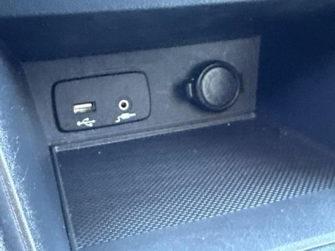 Used 2023 Subaru Impreza 2.0i image 32