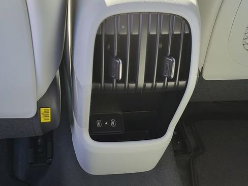 New 2026 Hyundai Kona Limited image 13