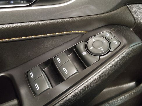 Used 2019 Chevrolet Traverse LT AWD/4WD image 27