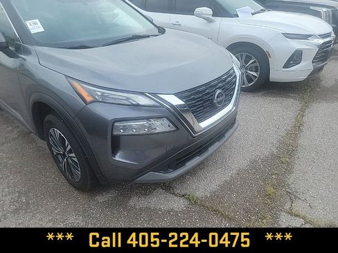 Used 2023 Nissan Rogue SV image 30