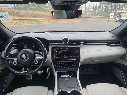 Used 2023 Maserati Grecale Modena image 6