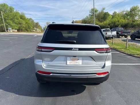 New 2026 Jeep Grand Cherokee Laredo X AWD/4WD image 6