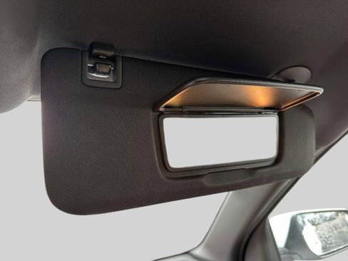 Used 2022 Chevrolet Equinox Premier image 35