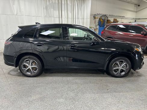 Used 2025 Honda HR-V EX-L image 10