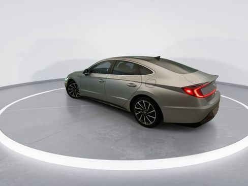 Used 2020 Hyundai Sonata Limited FWD image 4