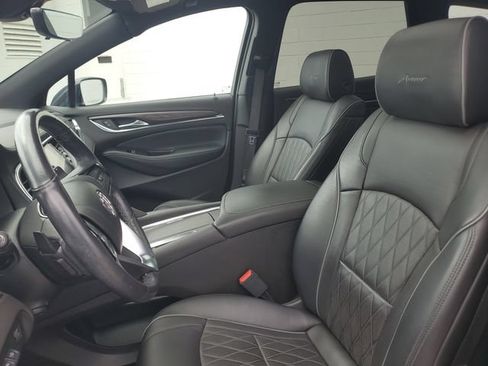 Used 2022 Buick Enclave Avenir w/ Trailering Package, 5000 lbs. AWD/4WD image 19