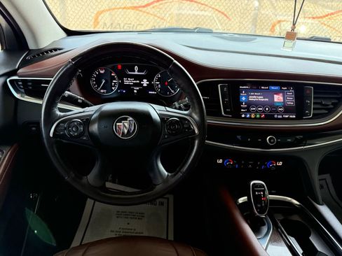 Used 2021 Buick Enclave Avenir w/ Avenir Technology Package image 35