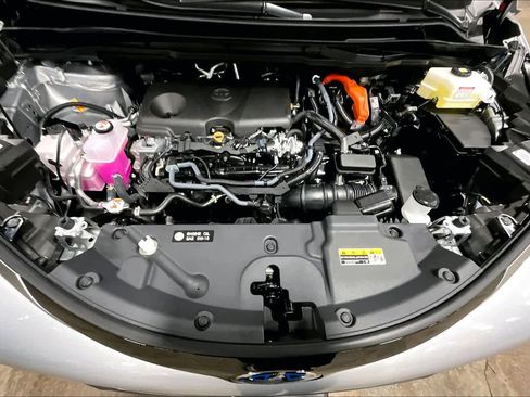 New 2025 Toyota Sienna Limited image 16