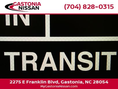 Used 2024 Nissan Titan SV w/ SV Convenience Package