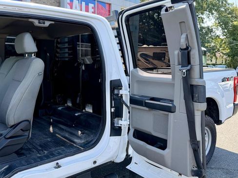 Used 2020 Ford F250 XL w/ Power Equipment Group AWD/4WD image 15