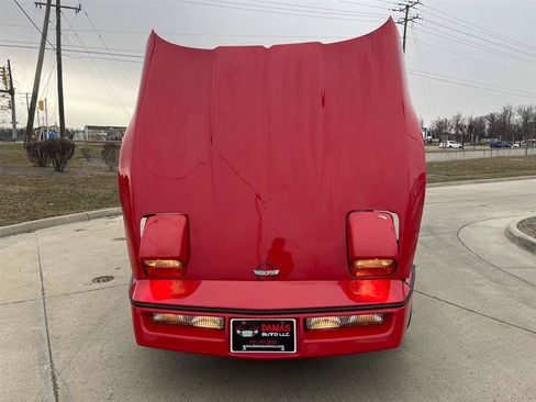 Used 1990 Chevrolet Corvette Convertible RWD image 85