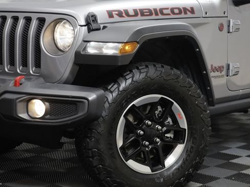 Used 2021 Jeep Wrangler Unlimited Rubicon AWD/4WD image 3