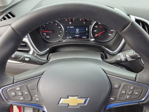 Used 2024 Chevrolet Equinox LT w/ LPO, Floor Liner Package FWD image 22