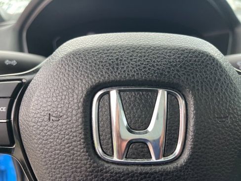 Used 2023 Honda Civic Sport image 29