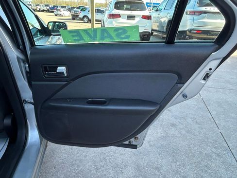 Used 2012 Ford Fusion SE FWD image 15
