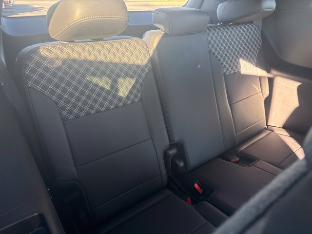Used 2024 GMC Acadia Denali w/ Super Cruise Package FWD image 19
