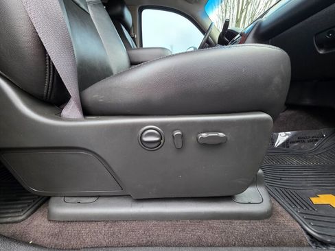 Used 2011 Chevrolet Silverado 3500 LTZ w/ Suspension Package, Off-Road image 38