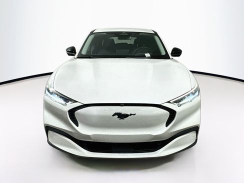Used 2023 Ford Mustang Mach-E Select RWD image 2
